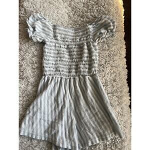 Caution to the Wind girls sz. 8 Blue striped romper. Soft, grt shape
